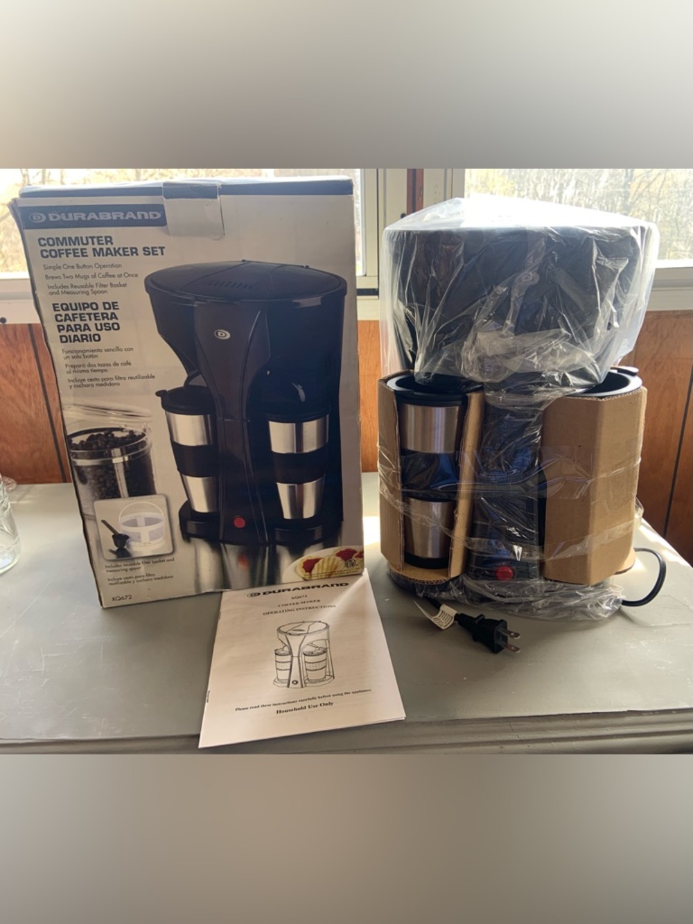 Durabrand Black Commuter Coffee Maker Set with Double Travel Mugs